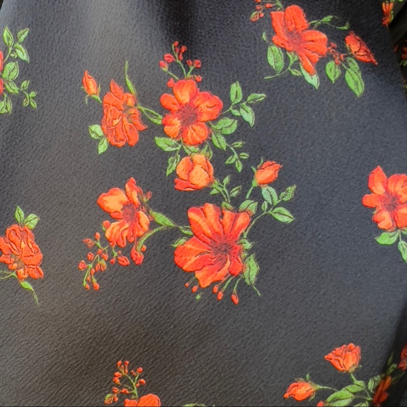 Topshop Rose Floral Print Tie Front Top - Picture 9 of 10